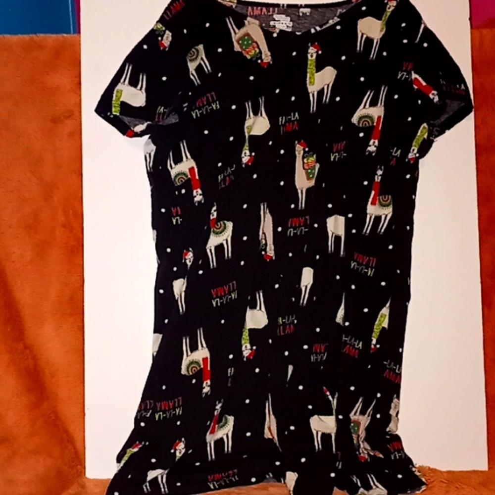 Lama pajama gown